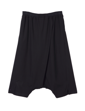 Low-rise capri
