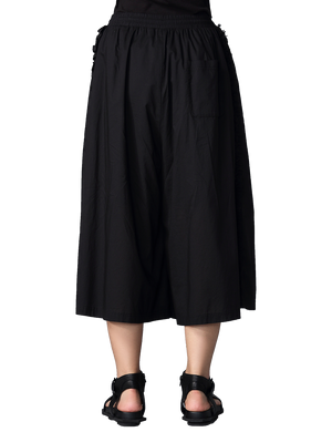 wide-leg pants