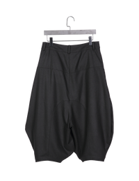 Low-rise pants