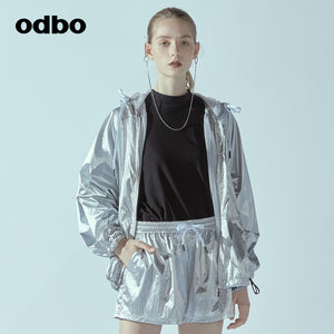 Odbo休閒氣質連帽短外套女秋冬2021年新款寬鬆舒適運動防風上衣潮
