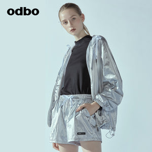 Odbo休閒氣質連帽短外套女秋冬2021年新款寬鬆舒適運動防風上衣潮